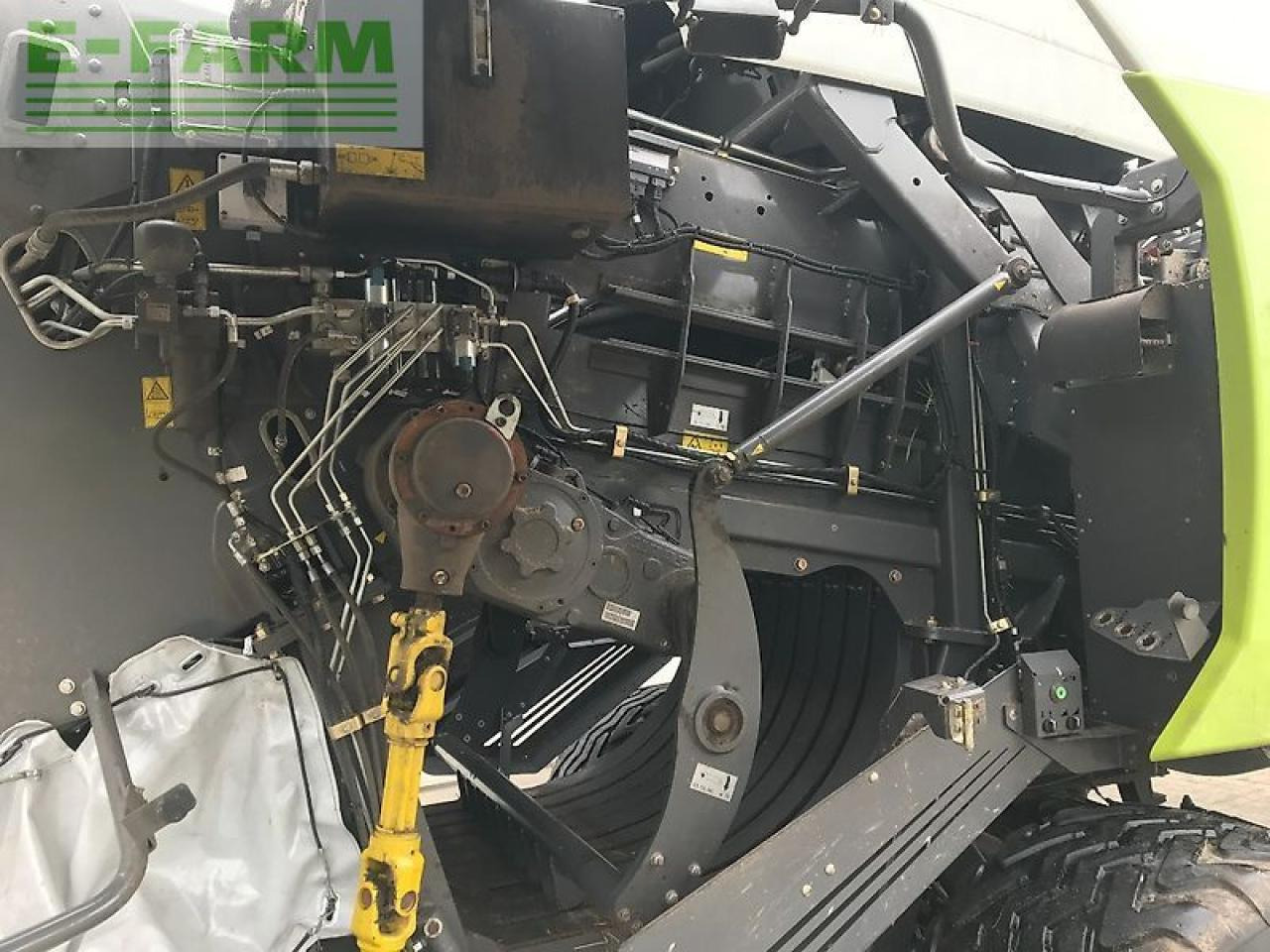 CLAAS quadrant 5300 fc - Balirka za kockaste bale: slika 5 CLAAS quadrant 5300 fc - Balirka za kockaste bale: slika 5