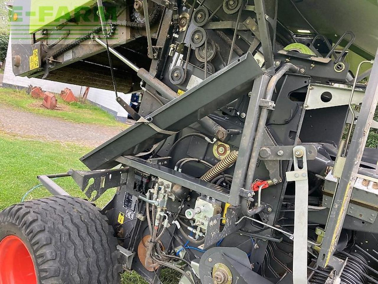 CLAAS rollant 374 rc pro - Balirka za kockaste bale: slika 3 CLAAS rollant 374 rc pro - Balirka za kockaste bale: slika 3