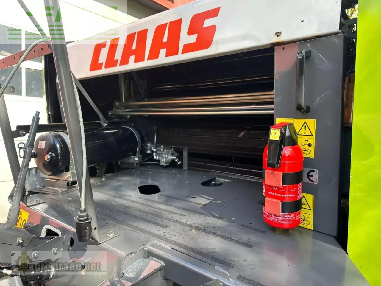 CLAAS rollant 454 rc - Balirka za kockaste bale: slika 3 CLAAS rollant 454 rc - Balirka za kockaste bale: slika 3