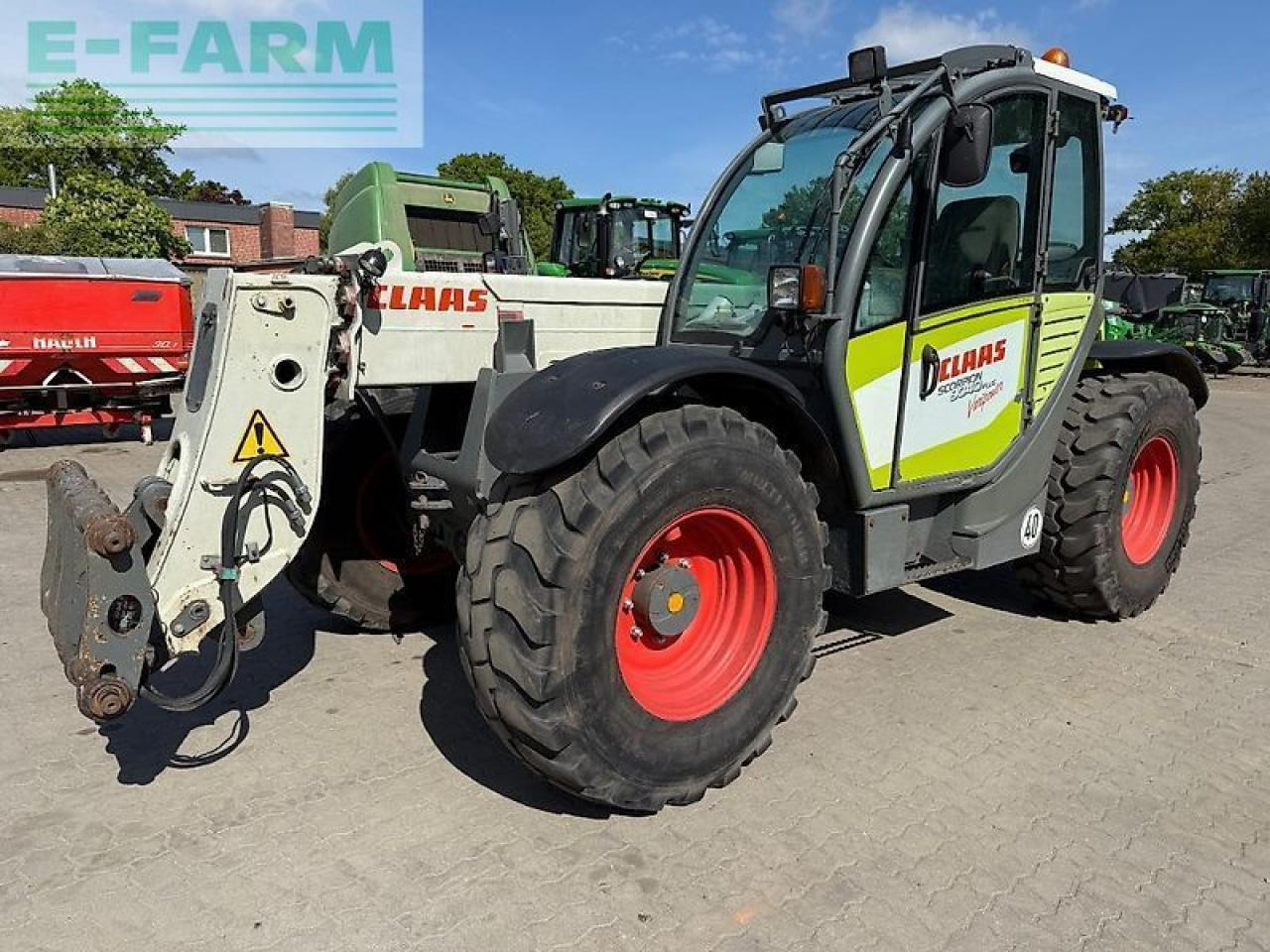 CLAAS scorpion 9040 plus variopower - Teleskopski upravljač: slika 1 CLAAS scorpion 9040 plus variopower - Teleskopski upravljač: slika 1