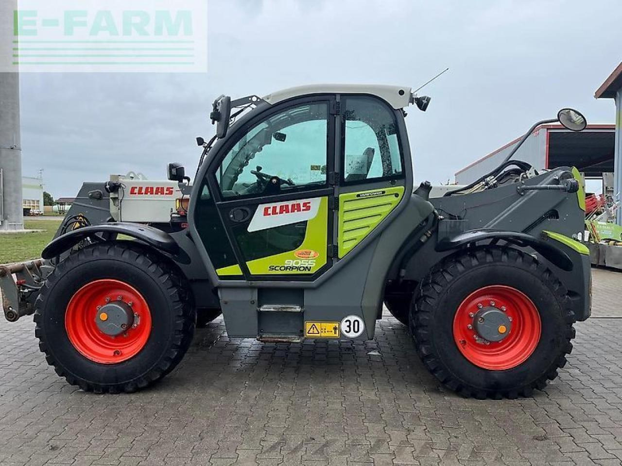 Teleskopski upravljač CLAAS scorpion 9055: slika 8