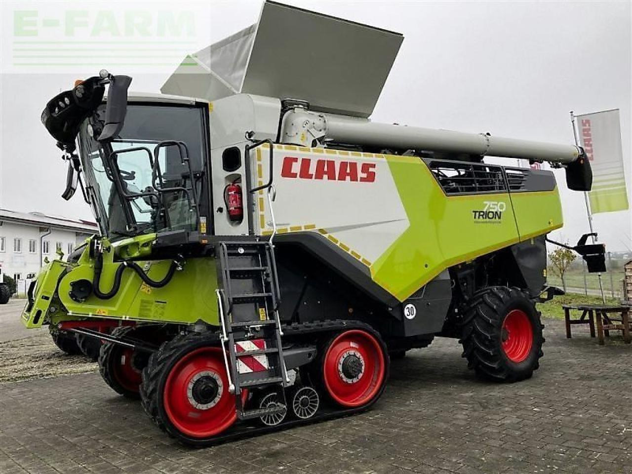 CLAAS trion 750 terra trac tt - Kombinovani kombajn: slika 4 CLAAS trion 750 terra trac tt - Kombinovani kombajn: slika 4