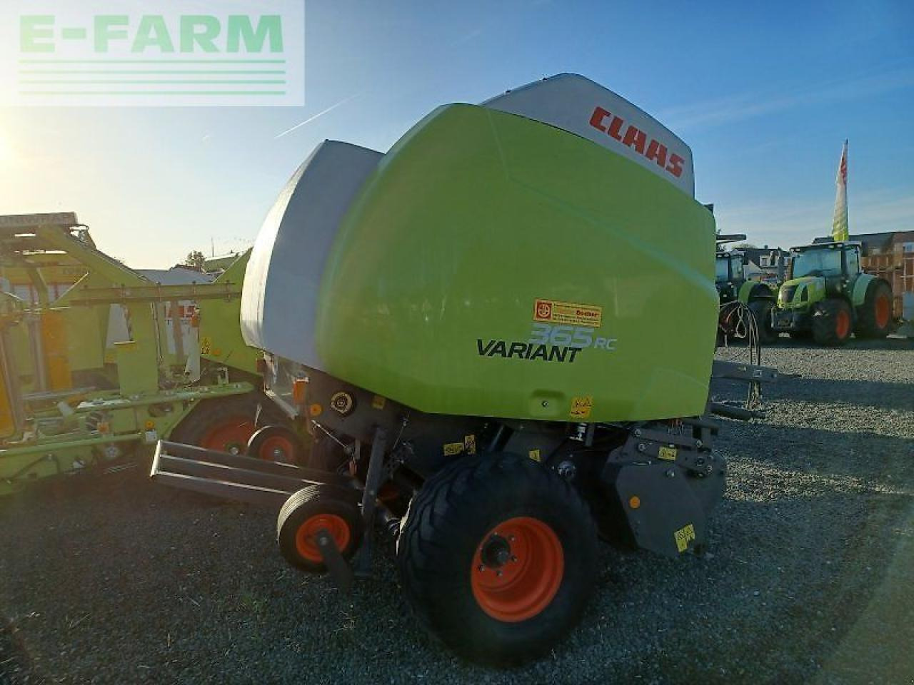 CLAAS variant 365 rc - Balirka za kockaste bale: slika 4 CLAAS variant 365 rc - Balirka za kockaste bale: slika 4