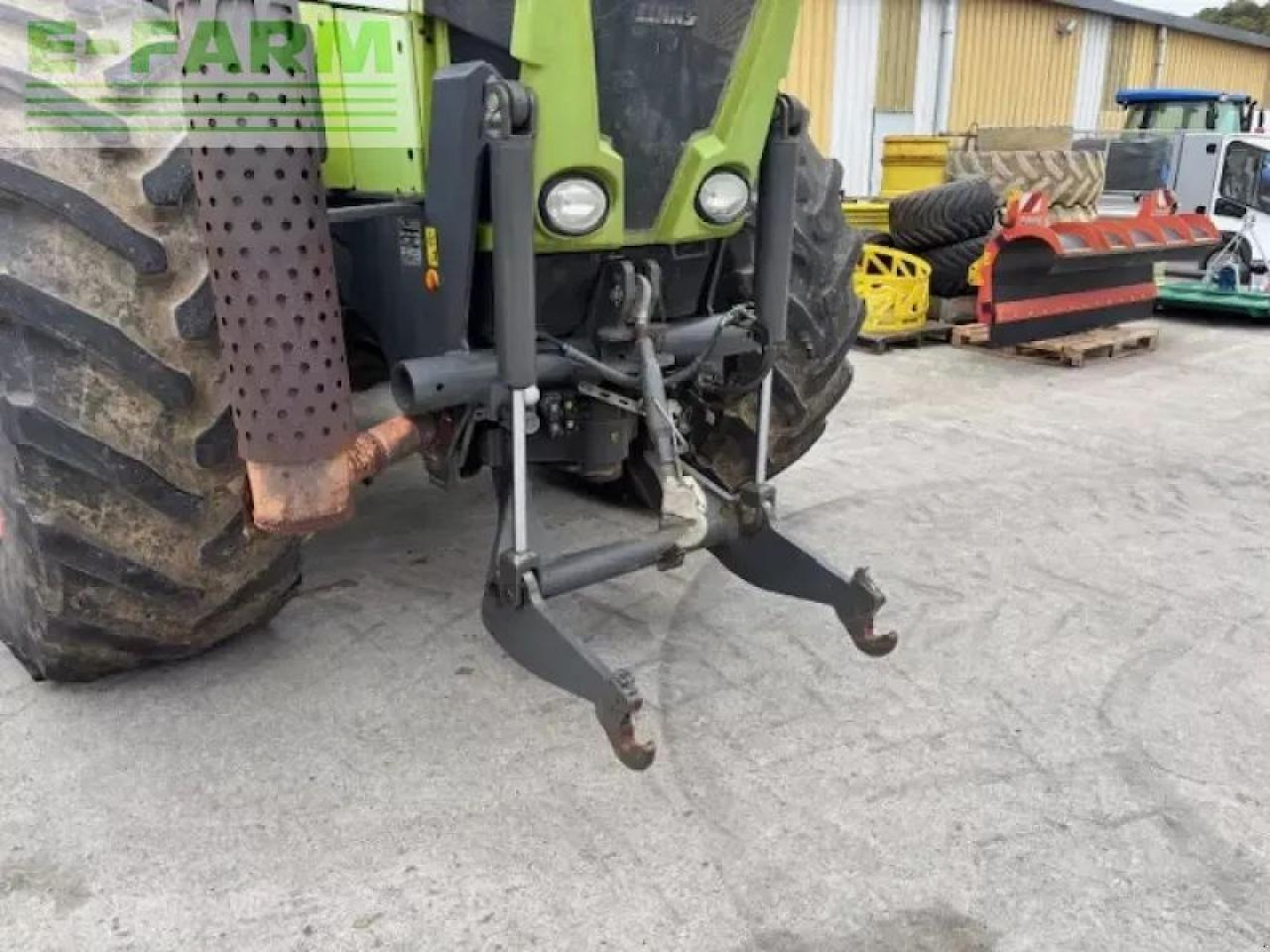 CLAAS xerion 3300 - Traktor: slika 5 CLAAS xerion 3300 - Traktor: slika 5