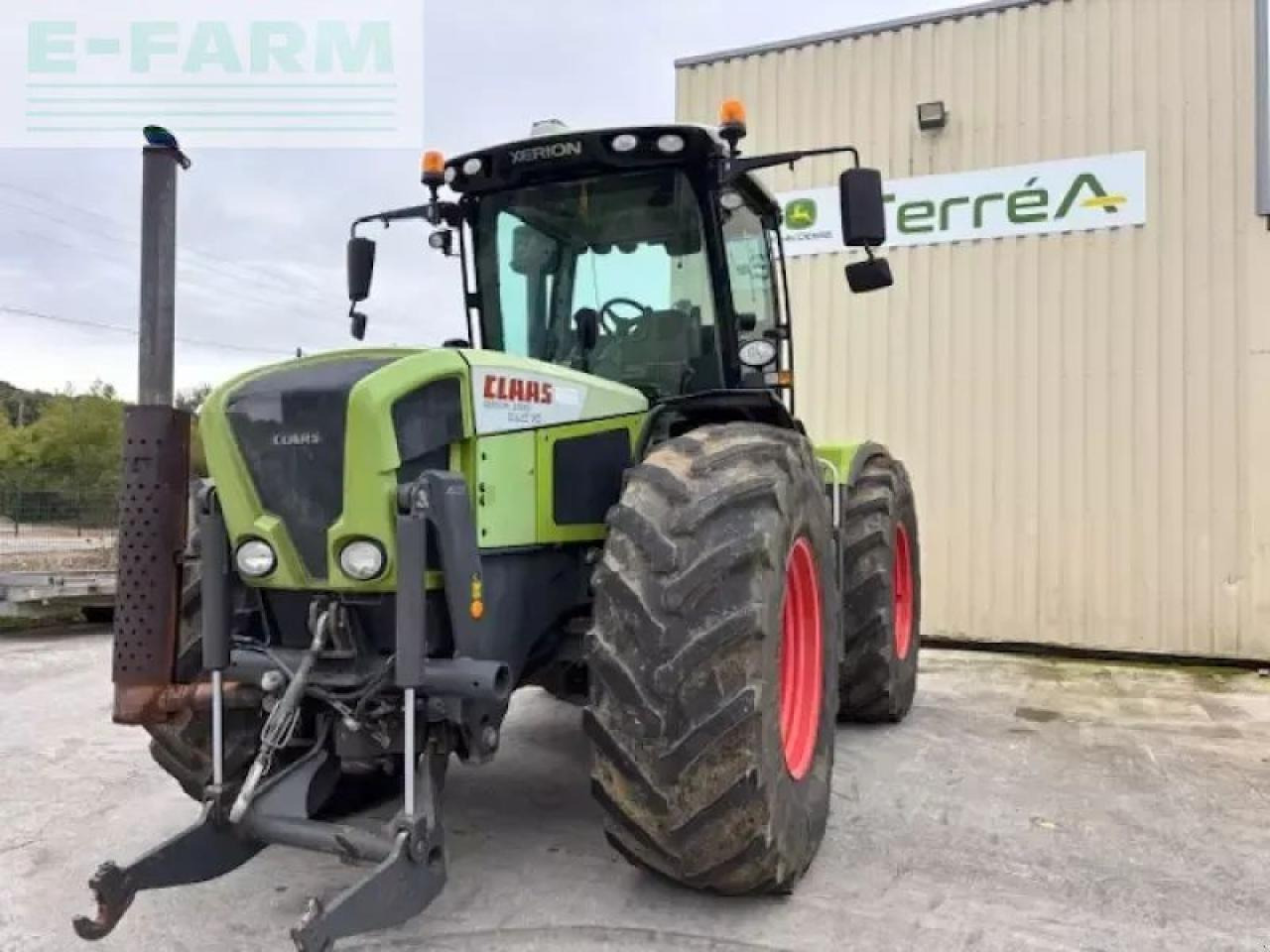 CLAAS xerion 3300 - Traktor: slika 2 CLAAS xerion 3300 - Traktor: slika 2