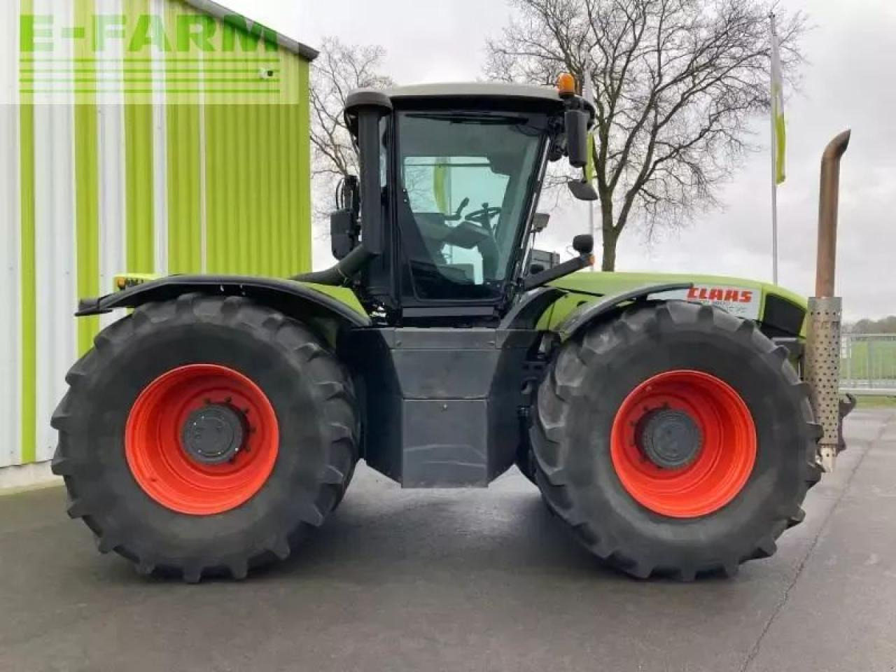 CLAAS xerion 3800 trac vc TRAC VC - Traktor: slika 4 CLAAS xerion 3800 trac vc TRAC VC - Traktor: slika 4