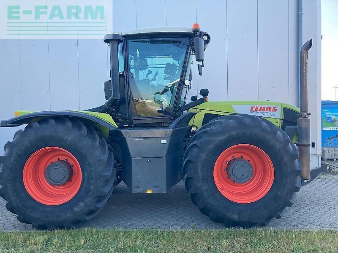 CLAAS xerion 3800 trac vc TRAC VC - Traktor: slika 1 CLAAS xerion 3800 trac vc TRAC VC - Traktor: slika 1