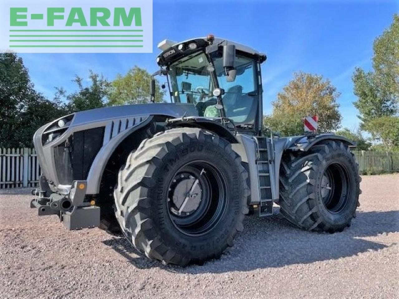 CLAAS xerion 4000 trac vc TRAC VC - Traktor: slika 1 CLAAS xerion 4000 trac vc TRAC VC - Traktor: slika 1