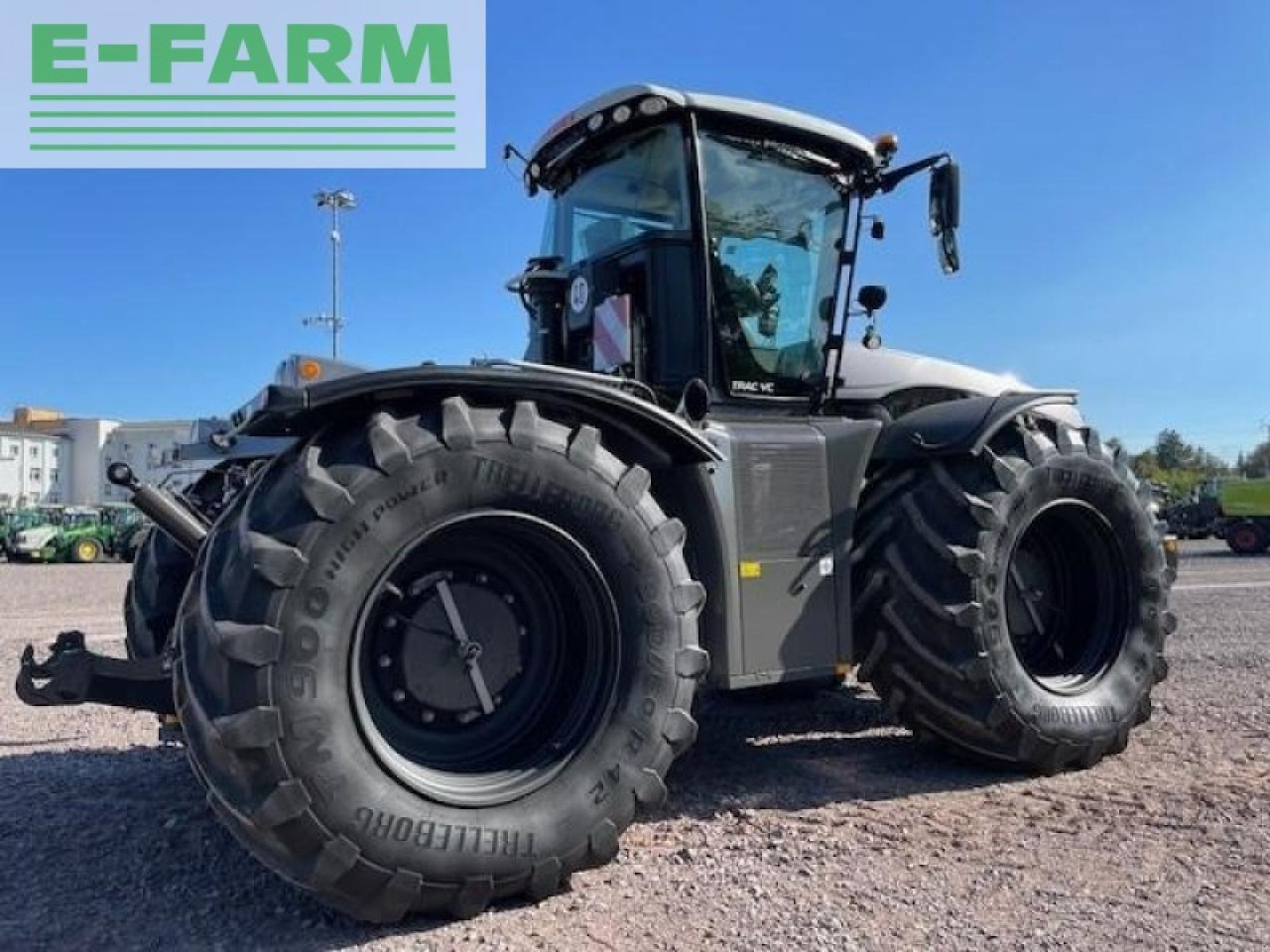 CLAAS xerion 4000 trac vc TRAC VC - Traktor: slika 4 CLAAS xerion 4000 trac vc TRAC VC - Traktor: slika 4