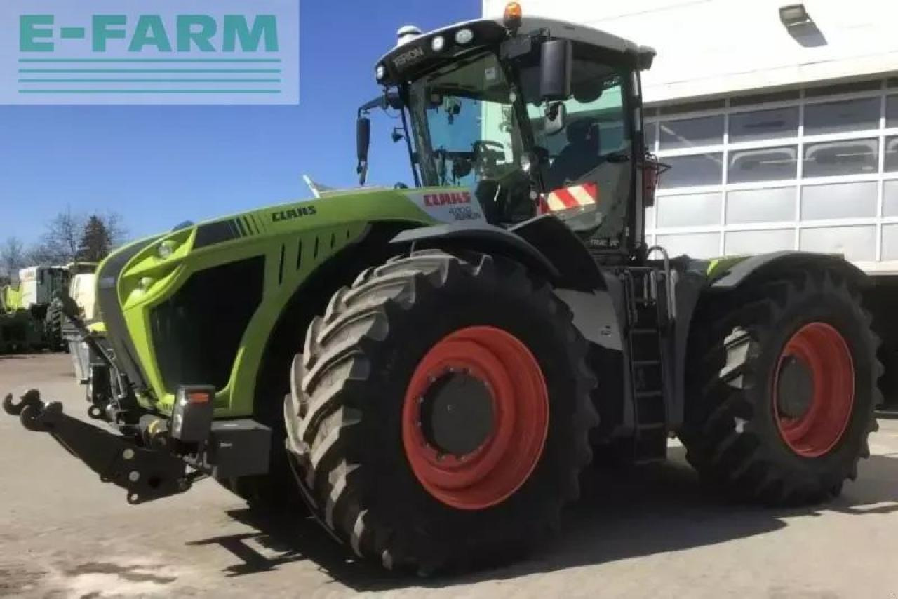 CLAAS xerion 4200 trac vc TRAC VC - Traktor: slika 1 CLAAS xerion 4200 trac vc TRAC VC - Traktor: slika 1