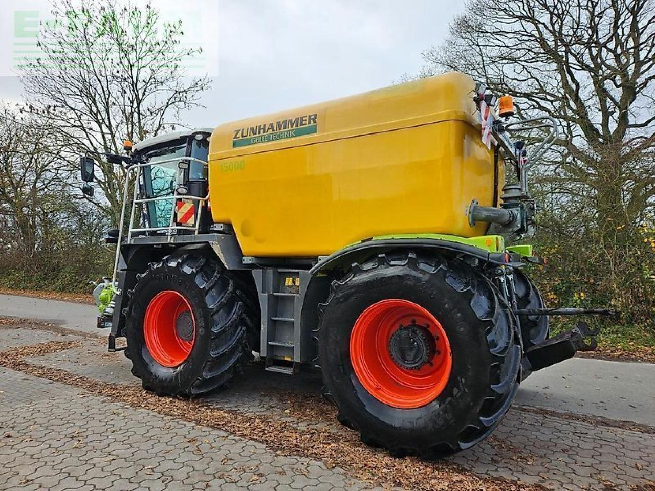 CLAAS xerion saddletrac 3800 "viele neuteile und reparaturen durchgeführt" - Samostalna prskalica: slika 4 CLAAS xerion saddletrac 3800 "viele neuteile und reparaturen durchgeführt" - Samostalna prskalica: slika 4