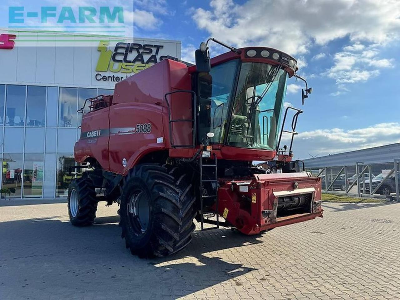 Case-IH 5088 - Kombinovani kombajn: slika 1 Case-IH 5088 - Kombinovani kombajn: slika 1