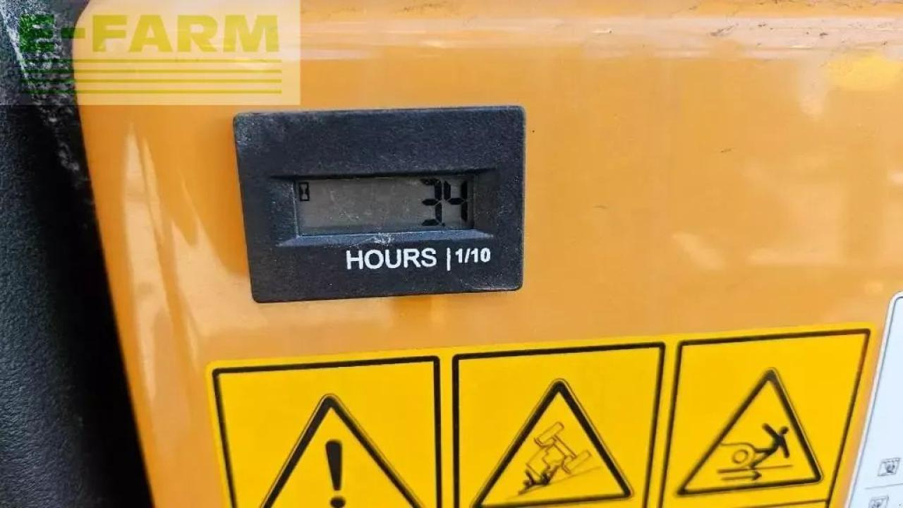 Case-IH cx12d - Mini bager: slika 3 Case-IH cx12d - Mini bager: slika 3