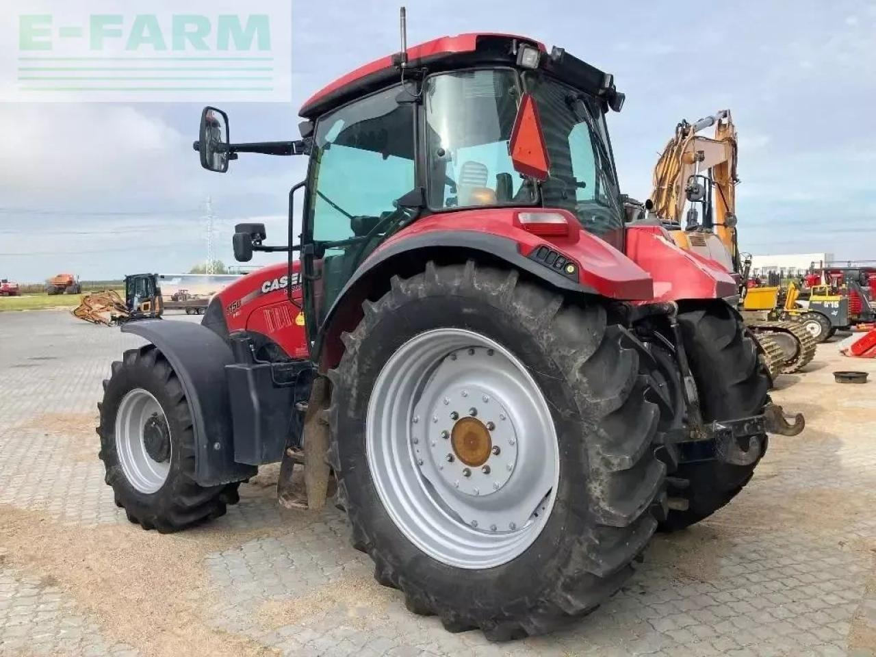 Case-IH farmall 115 u pro Pro - Traktor: slika 3 Case-IH farmall 115 u pro Pro - Traktor: slika 3