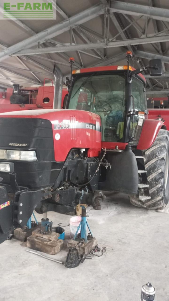 Case-IH magnum 255 MX - Traktor: slika 1 Case-IH magnum 255 MX - Traktor: slika 1