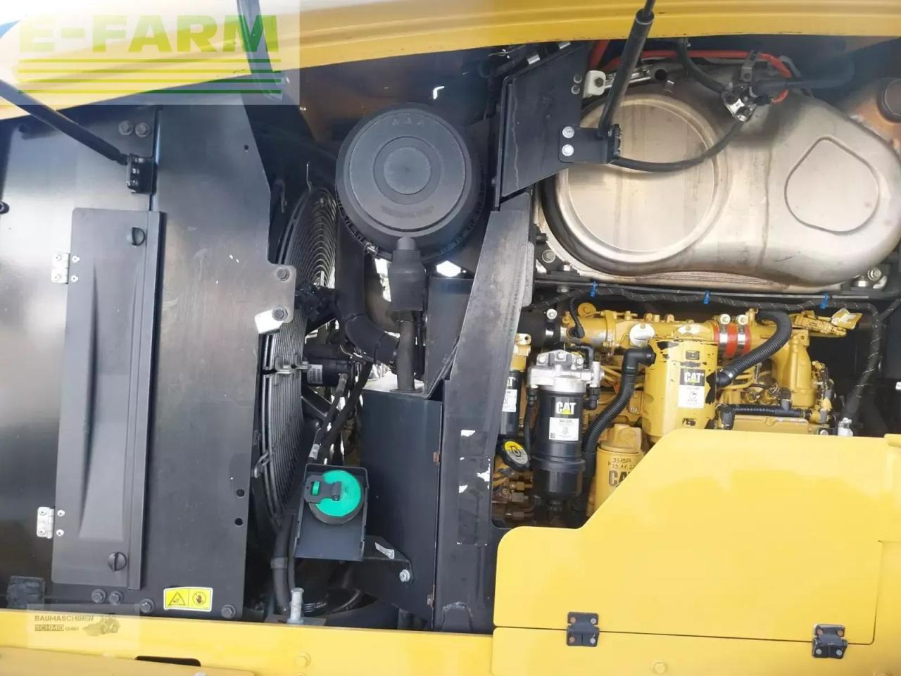 Caterpillar 926 m - Mini bager: slika 5 Caterpillar 926 m - Mini bager: slika 5