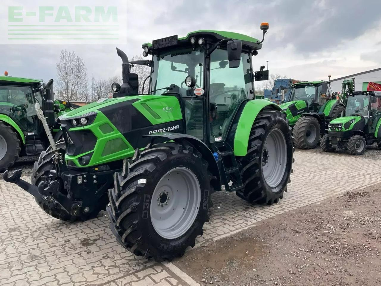Deutz-Fahr 6115c rv-shift - Traktor: slika 1 Deutz-Fahr 6115c rv-shift - Traktor: slika 1