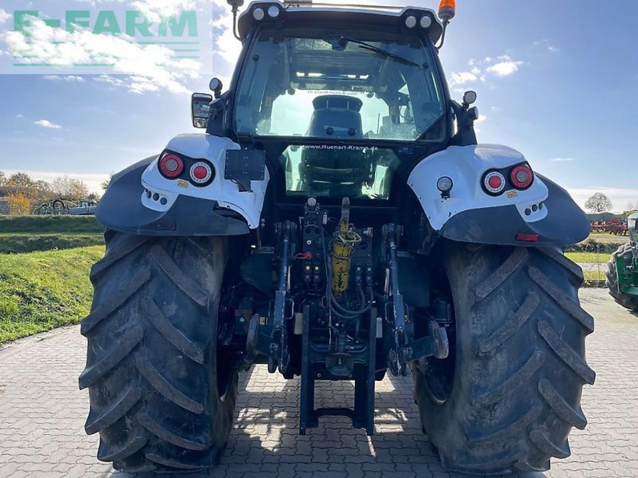 Deutz-Fahr 6215 agrotron ttv - Traktor: slika 4 Deutz-Fahr 6215 agrotron ttv - Traktor: slika 4