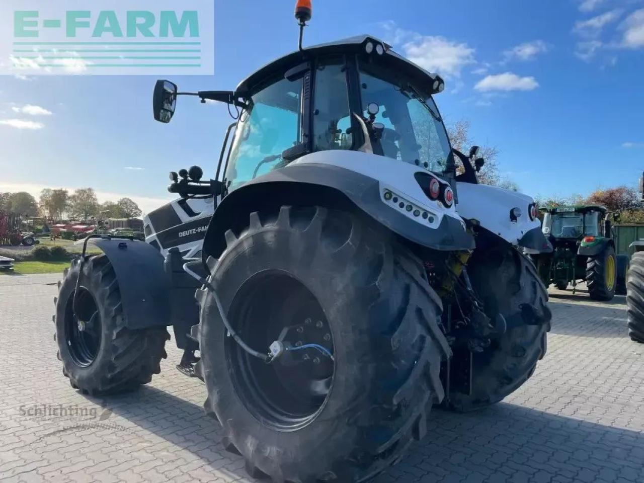 Deutz-Fahr 6215 agrotron ttv - Traktor: slika 3 Deutz-Fahr 6215 agrotron ttv - Traktor: slika 3