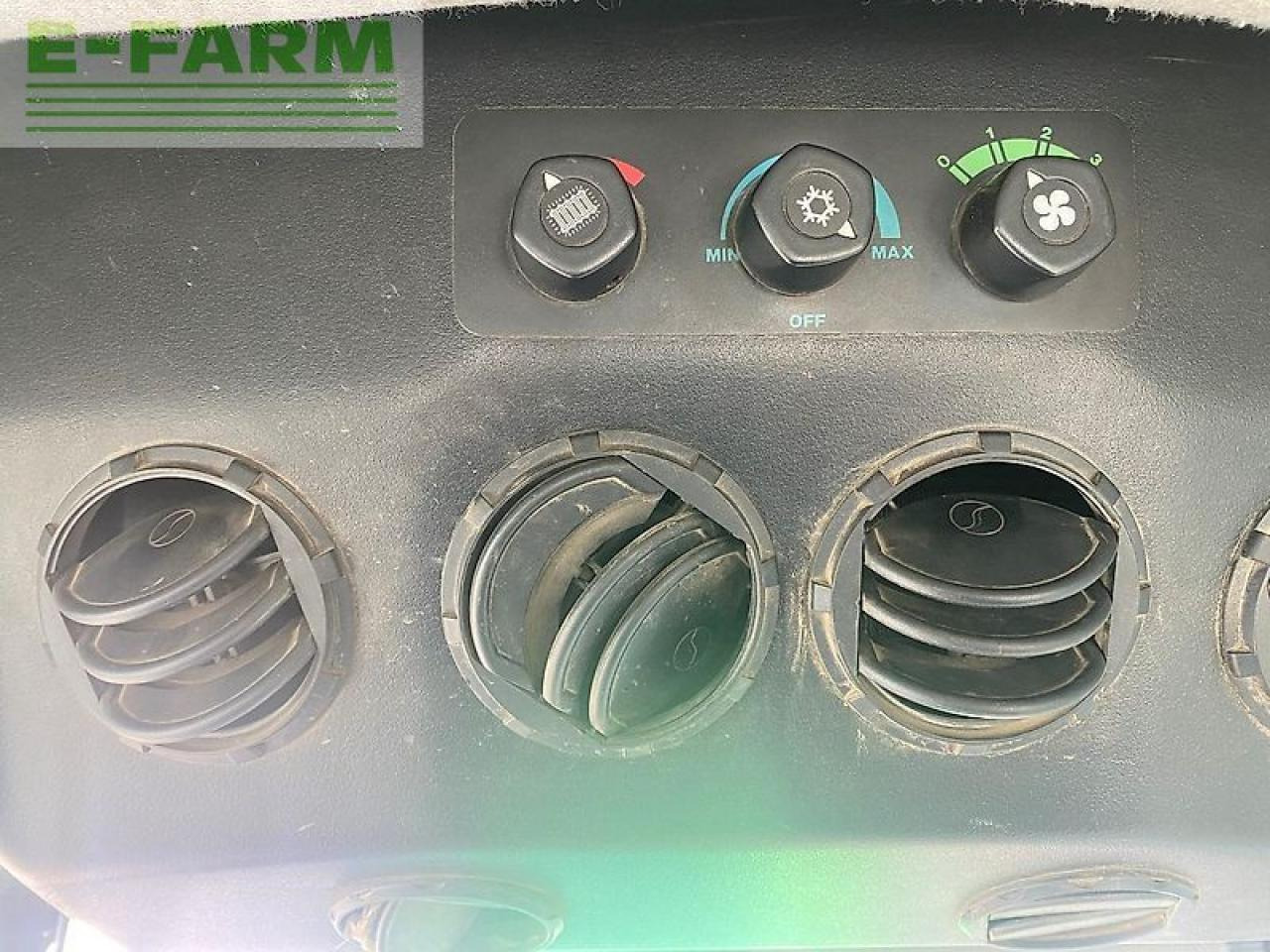 Traktor Deutz-Fahr agrocompact f90: slika 26