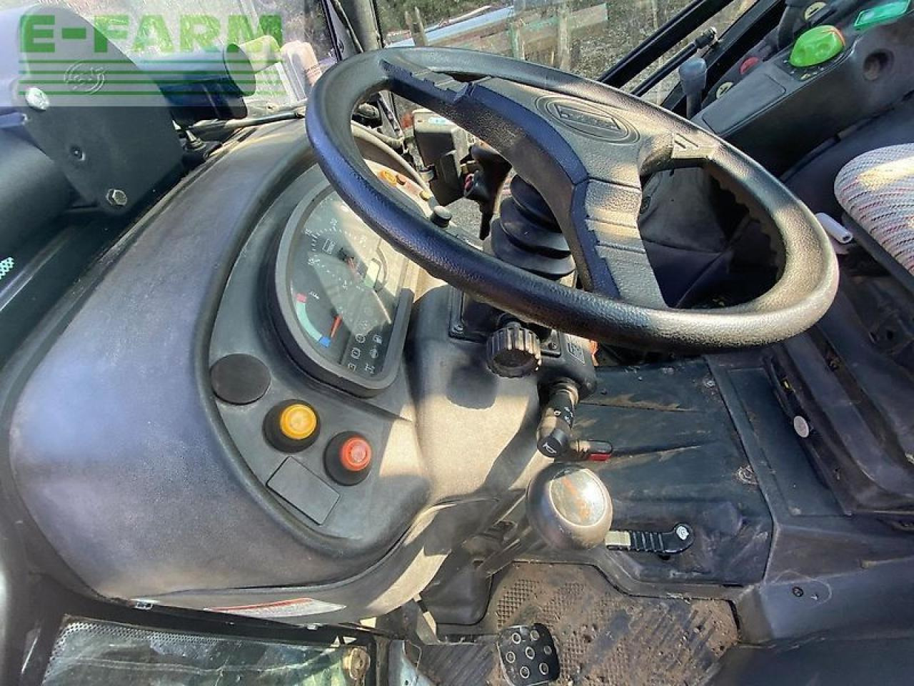 Traktor Deutz-Fahr agrocompact f90: slika 25
