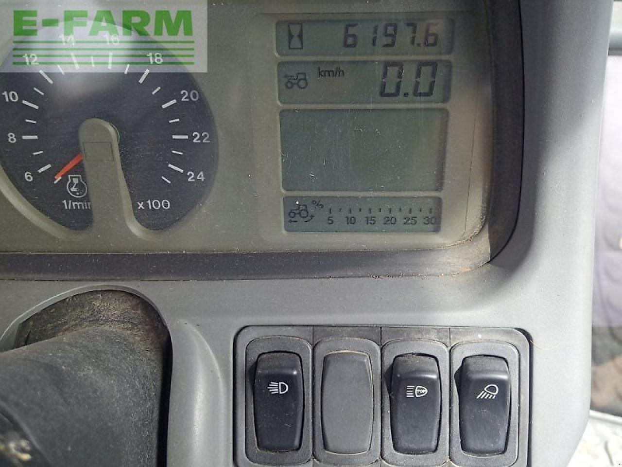 Traktor Deutz-Fahr agrotron 210: slika 9