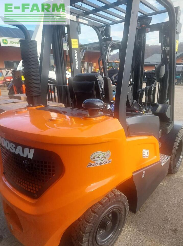 Doosan D30NXS - Viljuškar: slika 2 Doosan D30NXS - Viljuškar: slika 2