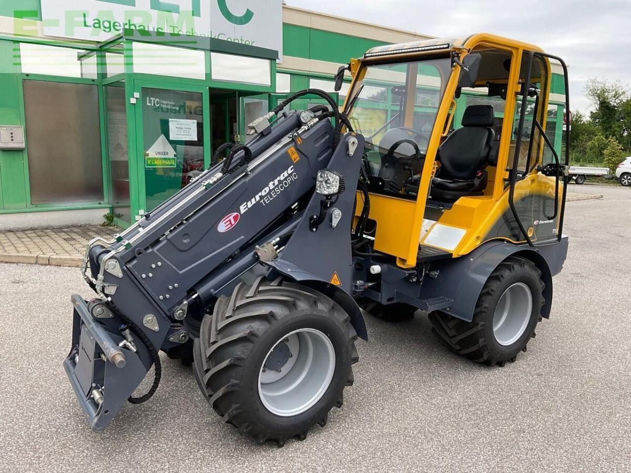 Eurotrac t 13-cf - Mini bager: slika 1 Eurotrac t 13-cf - Mini bager: slika 1