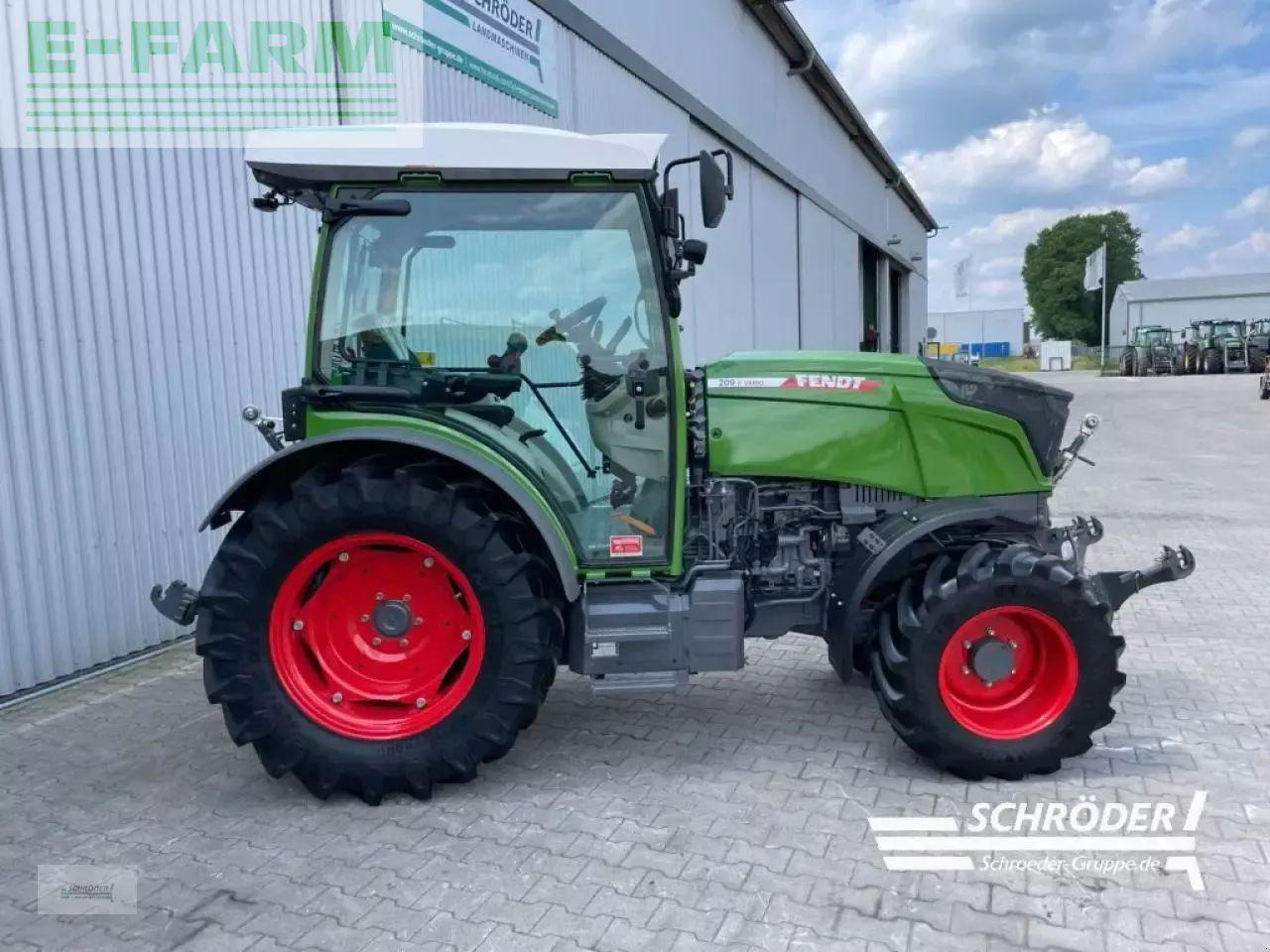 Fendt 209 f vario gen3 power - Traktor: slika 2 Fendt 209 f vario gen3 power - Traktor: slika 2