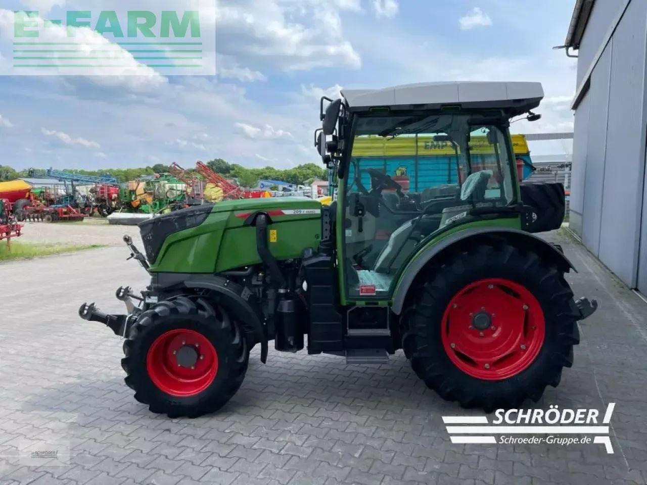 Fendt 209 f vario gen3 power - Traktor: slika 4 Fendt 209 f vario gen3 power - Traktor: slika 4