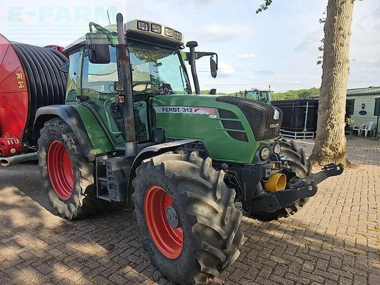 Fendt 312 vario ( 310 311 313 ) - Traktor: slika 2 Fendt 312 vario ( 310 311 313 ) - Traktor: slika 2