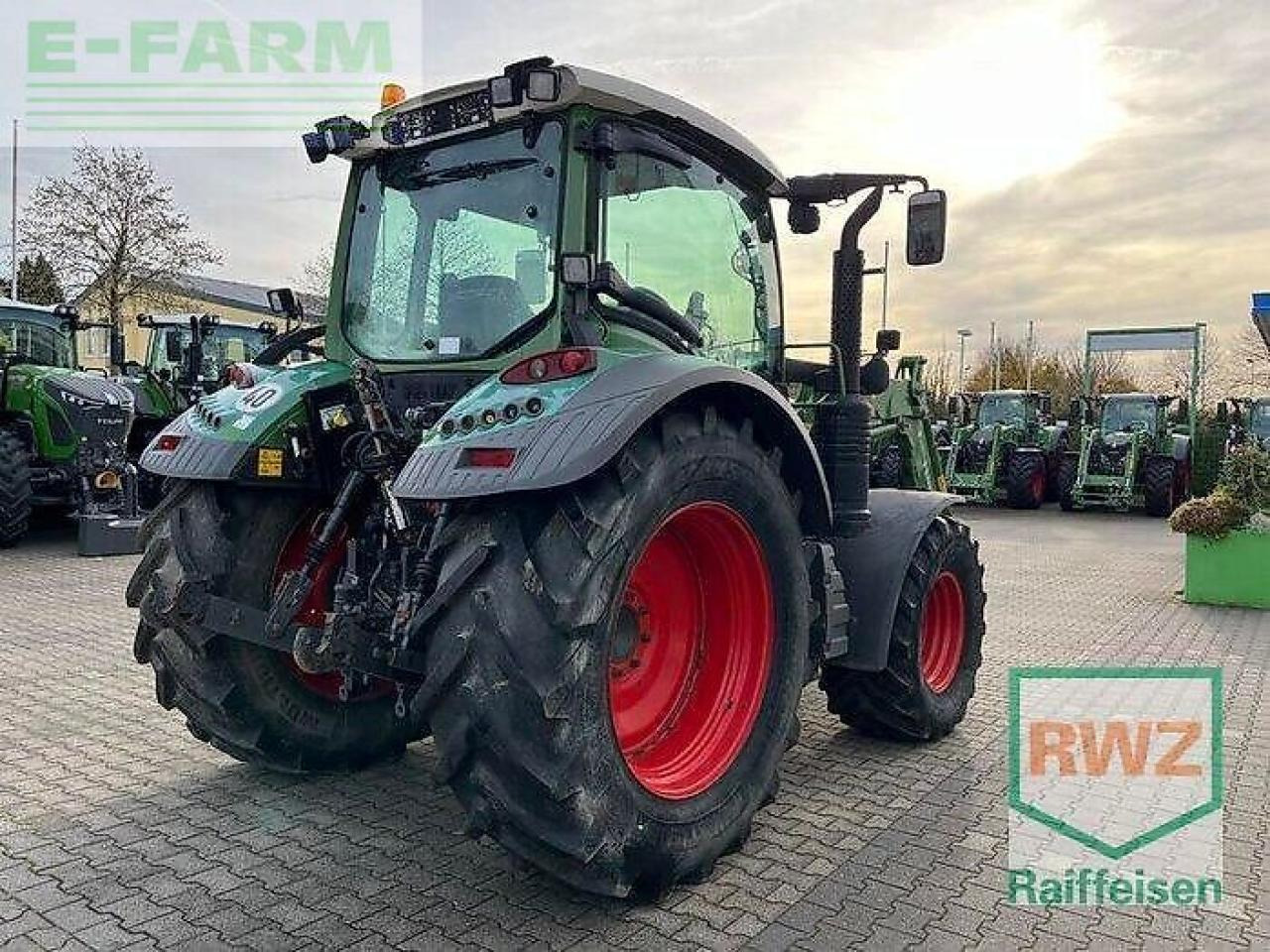 Fendt 313 s4 profi mit frontlader - Traktor: slika 5 Fendt 313 s4 profi mit frontlader - Traktor: slika 5