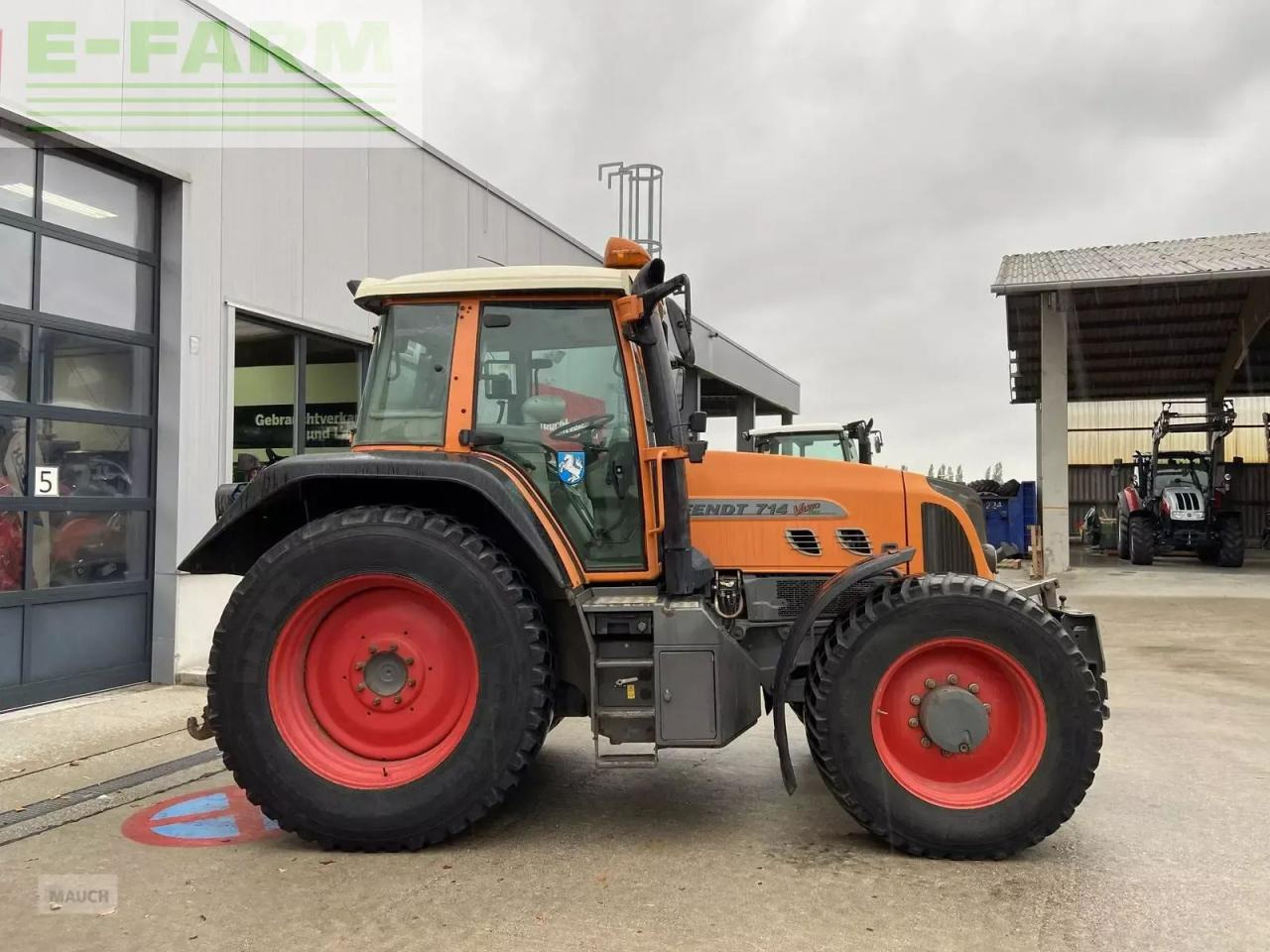 Fendt 714 vario - Traktor: slika 4 Fendt 714 vario - Traktor: slika 4