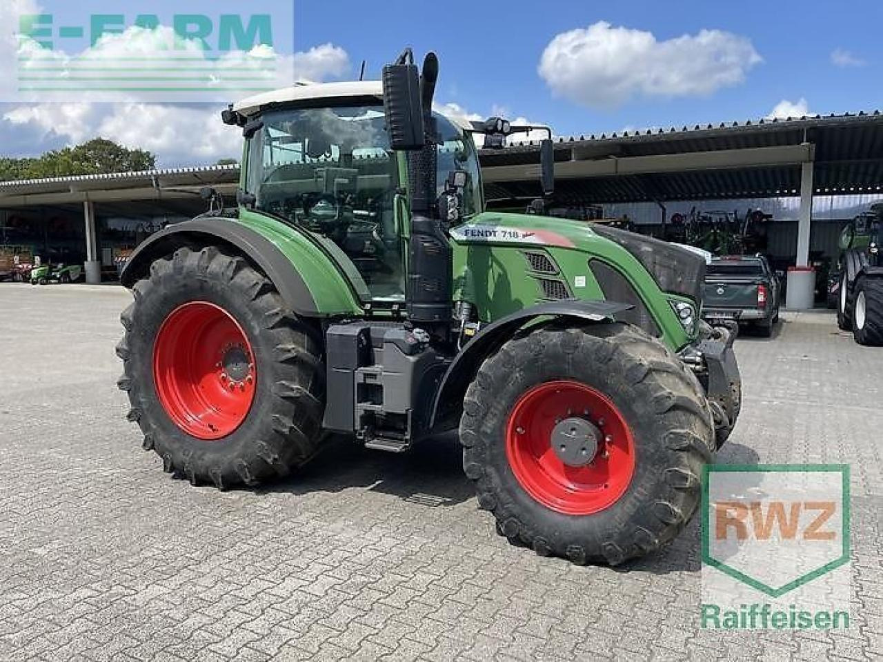 Fendt 718 profi-plus s 4 vario ProfiPlus - Traktor: slika 4 Fendt 718 profi-plus s 4 vario ProfiPlus - Traktor: slika 4