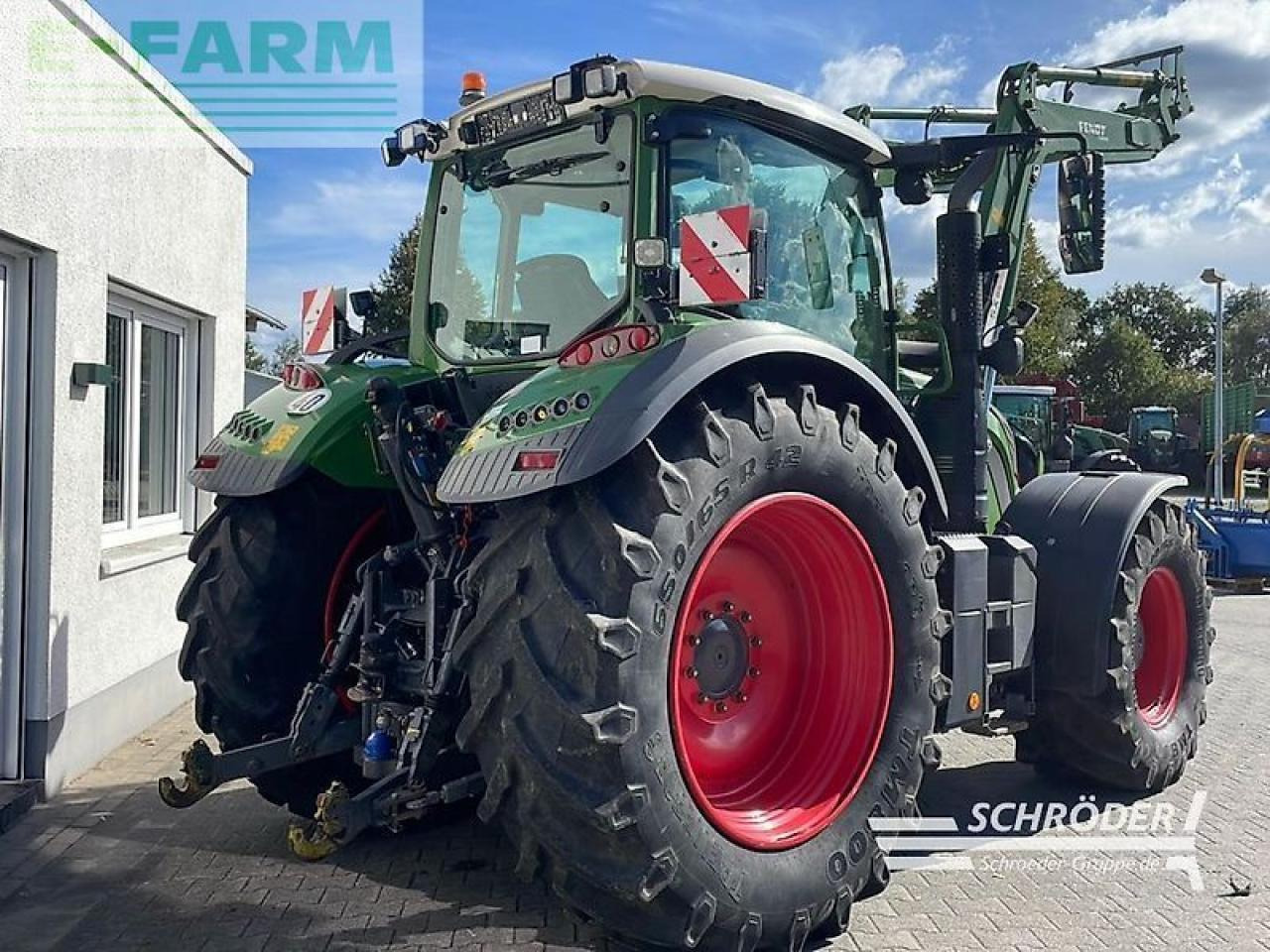 Fendt 720 vario s4 profi plus ProfiPlus - Traktor: slika 3 Fendt 720 vario s4 profi plus ProfiPlus - Traktor: slika 3