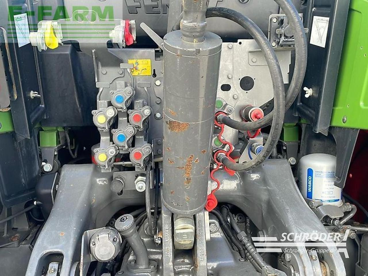 Fendt 720 vario s4 profi plus ProfiPlus - Traktor: slika 5 Fendt 720 vario s4 profi plus ProfiPlus - Traktor: slika 5