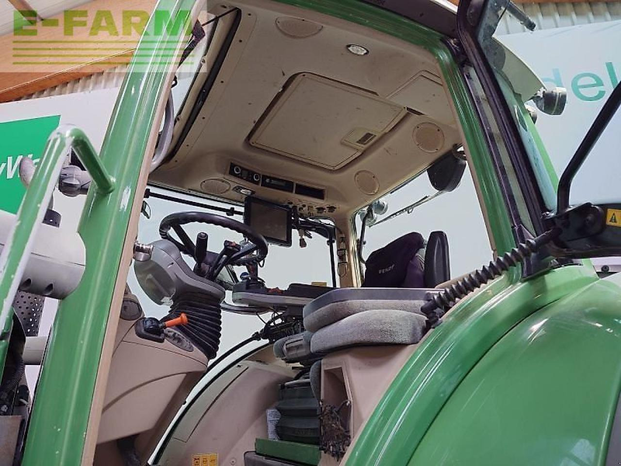 Traktor Fendt 724 scr profi plus: slika 9