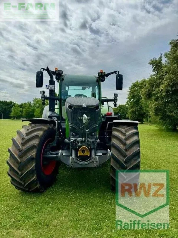 Fendt 724 vario gen7 - Traktor: slika 2 Fendt 724 vario gen7 - Traktor: slika 2