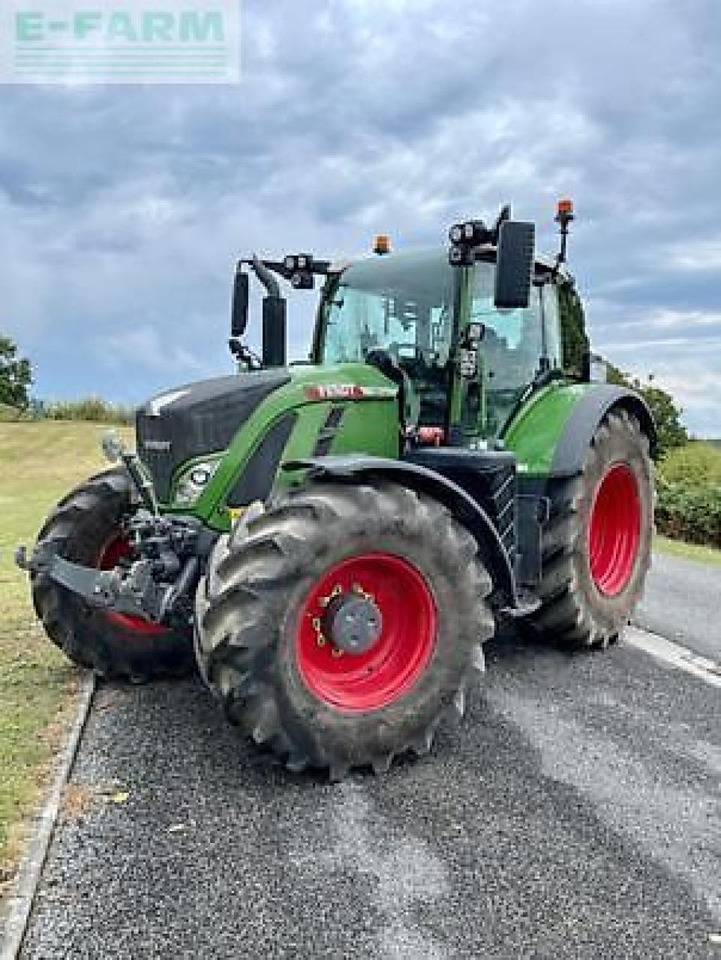 Fendt 724 vario profi plus ProfiPlus - Traktor: slika 1 Fendt 724 vario profi plus ProfiPlus - Traktor: slika 1