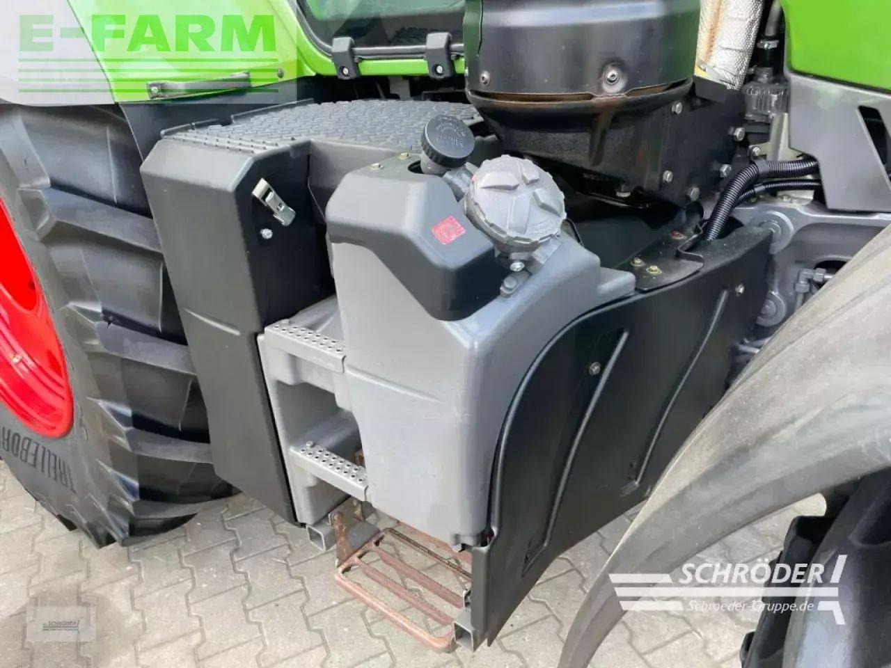 Fendt 724 vario s4 profi plus ProfiPlus - Traktor: slika 5 Fendt 724 vario s4 profi plus ProfiPlus - Traktor: slika 5