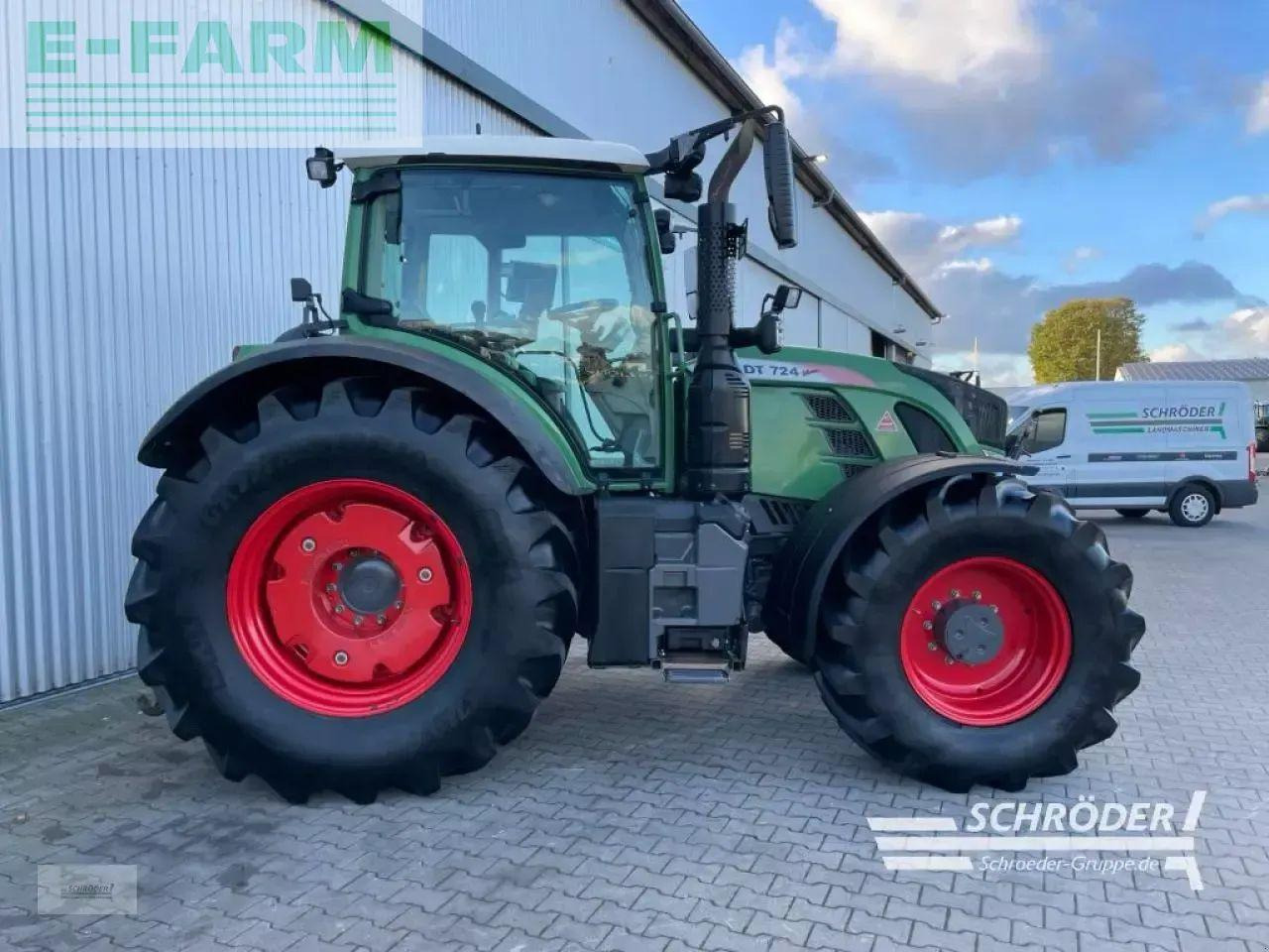 Fendt 724 vario s4 profi plus | rtk - Traktor: slika 2 Fendt 724 vario s4 profi plus | rtk - Traktor: slika 2