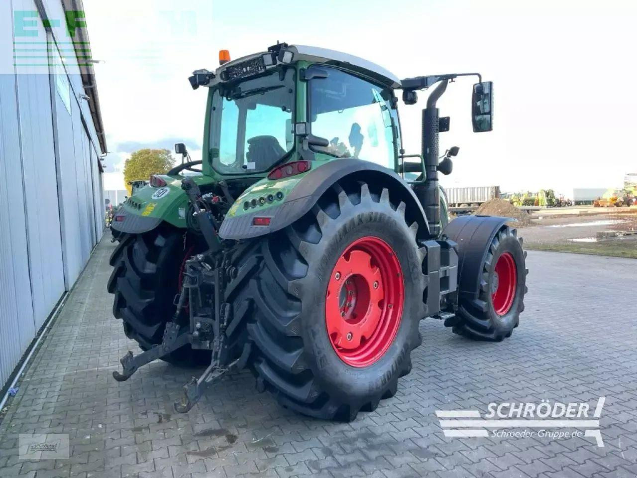 Fendt 724 vario s4 profi plus | rtk - Traktor: slika 3 Fendt 724 vario s4 profi plus | rtk - Traktor: slika 3