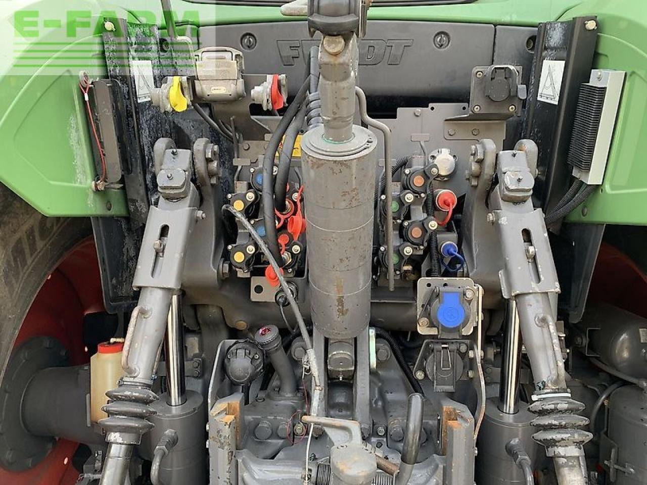 Traktor Fendt 724 vario scr: slika 8