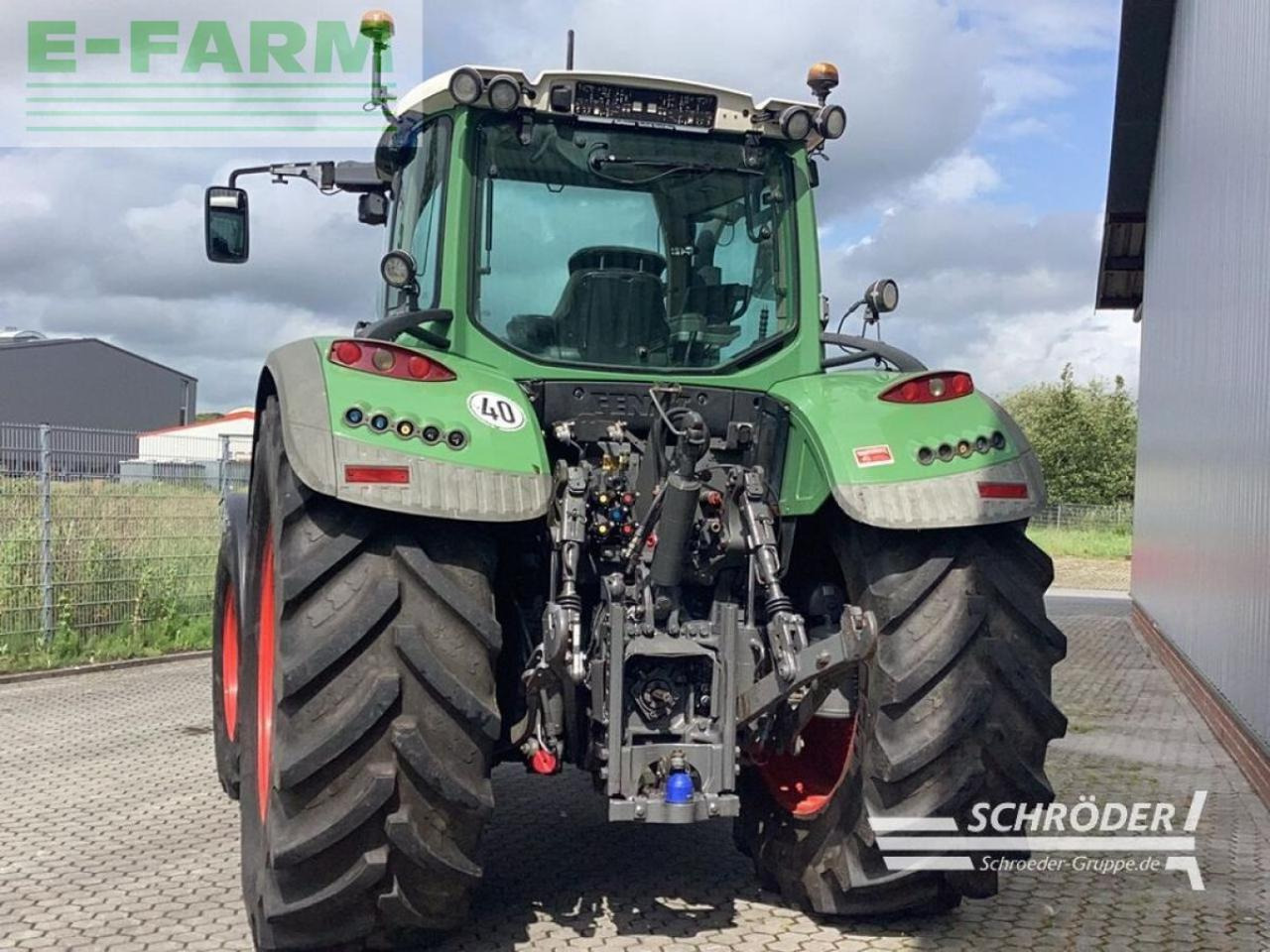 Fendt 724 vario scr profi plus ProfiPlus - Traktor: slika 2 Fendt 724 vario scr profi plus ProfiPlus - Traktor: slika 2