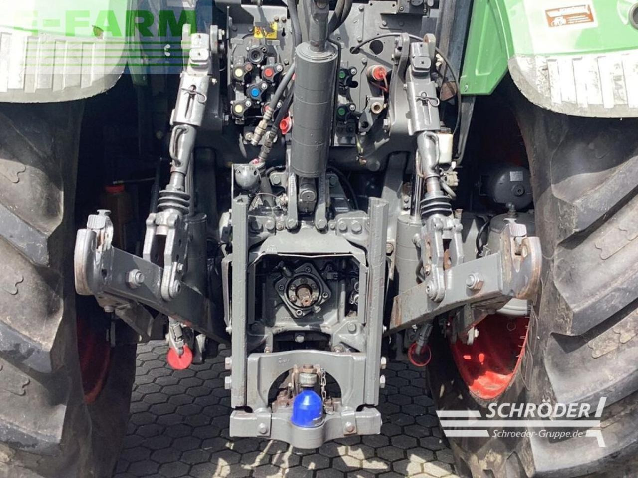 Fendt 724 vario scr profi plus ProfiPlus - Traktor: slika 3 Fendt 724 vario scr profi plus ProfiPlus - Traktor: slika 3