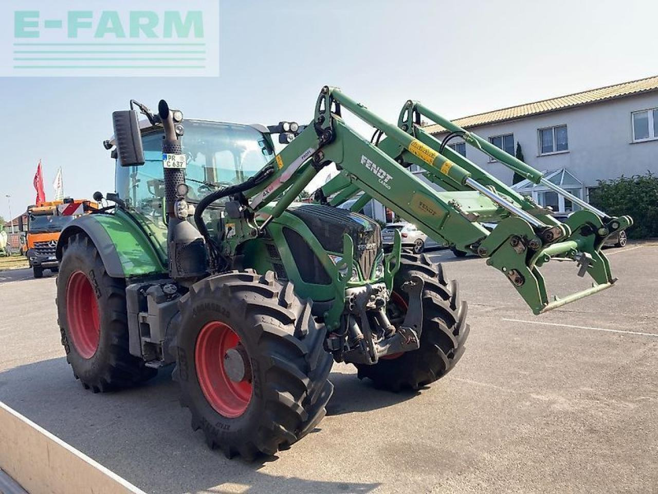 Fendt 724 vario tms profi plus mit frontlader ProfiPlus - Traktor: slika 1 Fendt 724 vario tms profi plus mit frontlader ProfiPlus - Traktor: slika 1