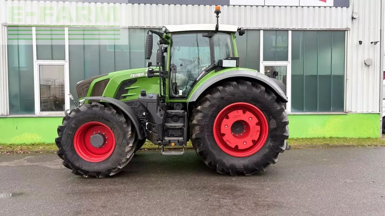 Fendt 826 vario profi+ ProfiPlus - Traktor: slika 4 Fendt 826 vario profi+ ProfiPlus - Traktor: slika 4