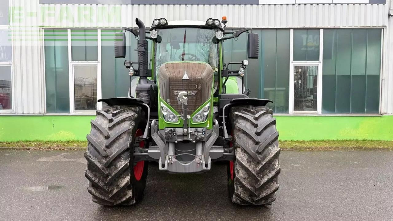 Fendt 826 vario profi+ ProfiPlus - Traktor: slika 1 Fendt 826 vario profi+ ProfiPlus - Traktor: slika 1