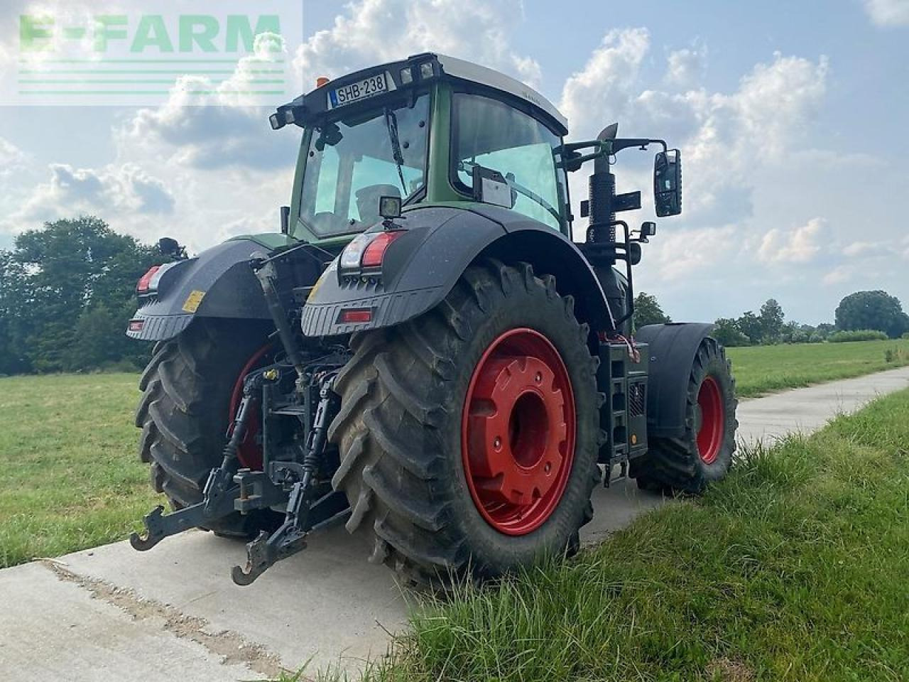 Fendt 826 vario profi plus ProfiPlus - Traktor: slika 4 Fendt 826 vario profi plus ProfiPlus - Traktor: slika 4