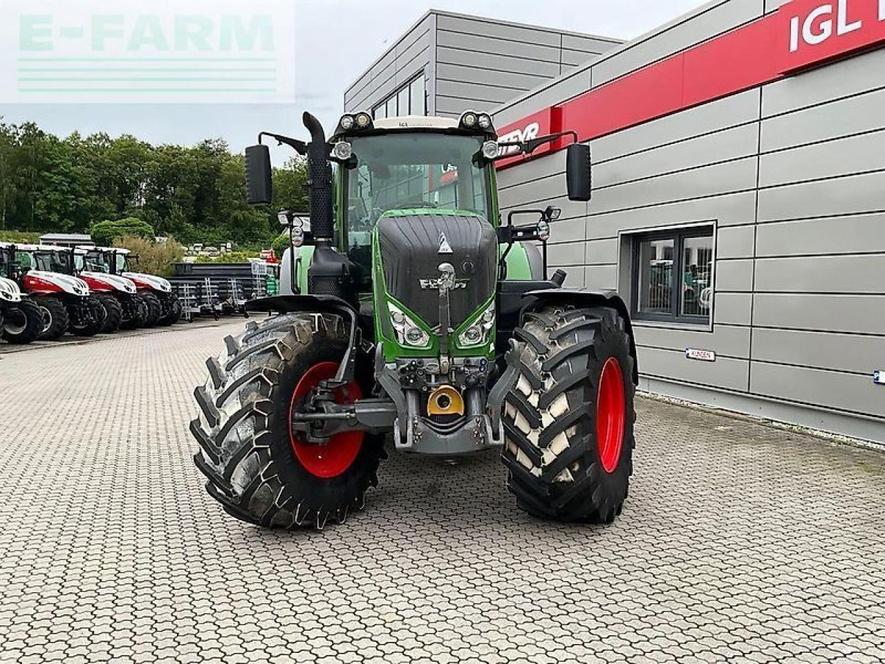 Fendt 826 vario s4"motor neu" profi plus ProfiPlus - Traktor: slika 4 Fendt 826 vario s4"motor neu" profi plus ProfiPlus - Traktor: slika 4